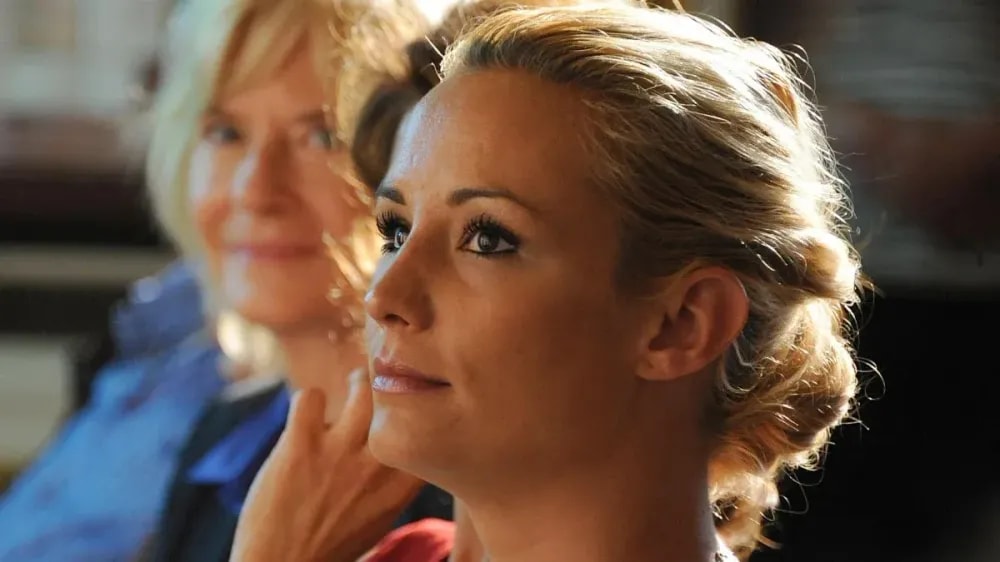 Coincée à Dubaï, Elodie Gossuin sans fard sur la vie intime des femmes en France : “Y en a marre de…”