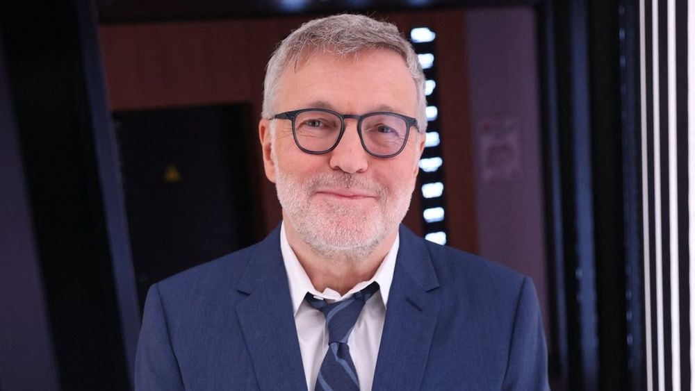 Laurent Ruquier se livre sans fard sur son homosexualité et le prisme familial