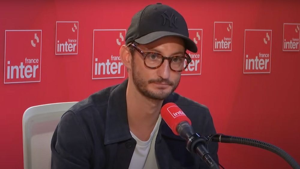 Pierre Niney cash et sans filtre sur le service public : "On est dans un état d'urgence"