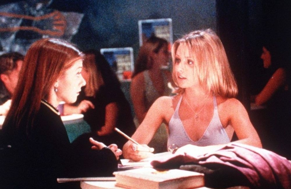 « Buffy contre les vampires » : Sarah Michelle Gellar officialise le reboot de la série culte