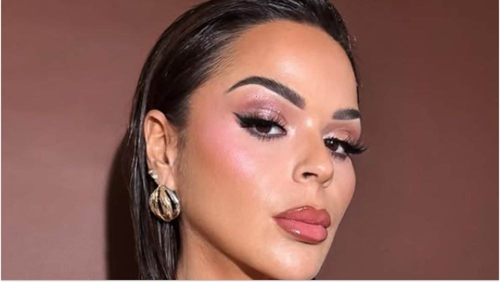 Sarah Fraisou critiquée sur sa relation : elle se sépare momentanément de son chéri pour le Ramadan