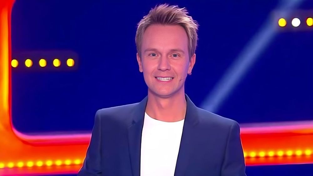 Cyril Féraud (39 ans) présente la femme de sa vie en direct sur France 3 : "16 ans de passion…