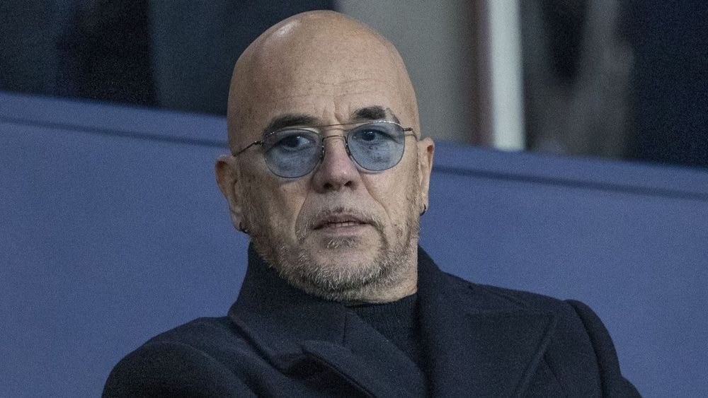 "Je me suis retrouvé seul" : Pascal Obispo revient sur des souvenirs déchirants de son enfance douloureuse