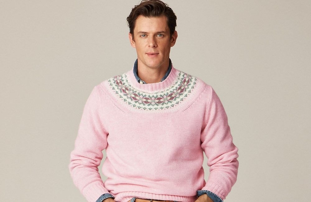 Jugé trop féminin, ce pull rose pour homme suscite la colère des conservateurs américains
