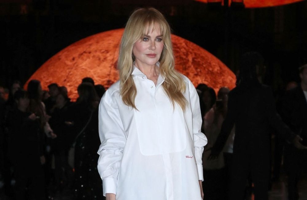 En robe bustier Chanel, Nicole Kidman rend hommage à Rita Hayworth au Vogue World 2025