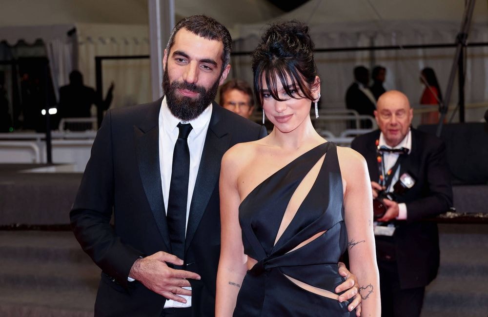 Qui est Romain Gavras, le nouveau compagnon d’Emily Ratajkowski et ex de Dua Lipa ?