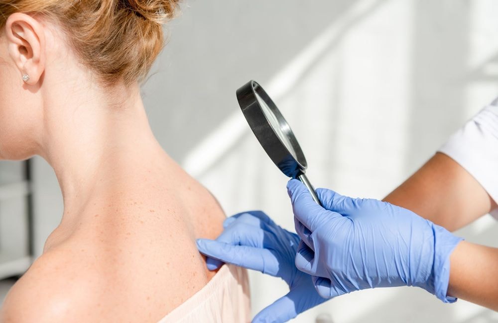 Pénurie de dermatologues : la médecine esthétique mise en cause ?