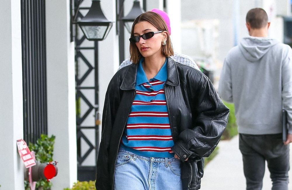 Cet automne, la veste en cuir se porte oversized