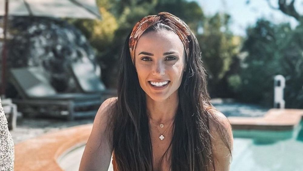 Capucine Anav fraîchement mariée, elle se confie sur ses ex Louis Sarkozy et Alain-Fabien Delon