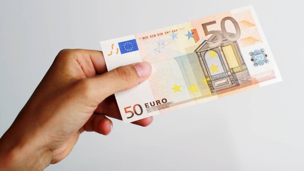 Hausse de la prime d'activité, retraite et contrats aidés, livrets boostés à 6% : les 3 infos argent du jour