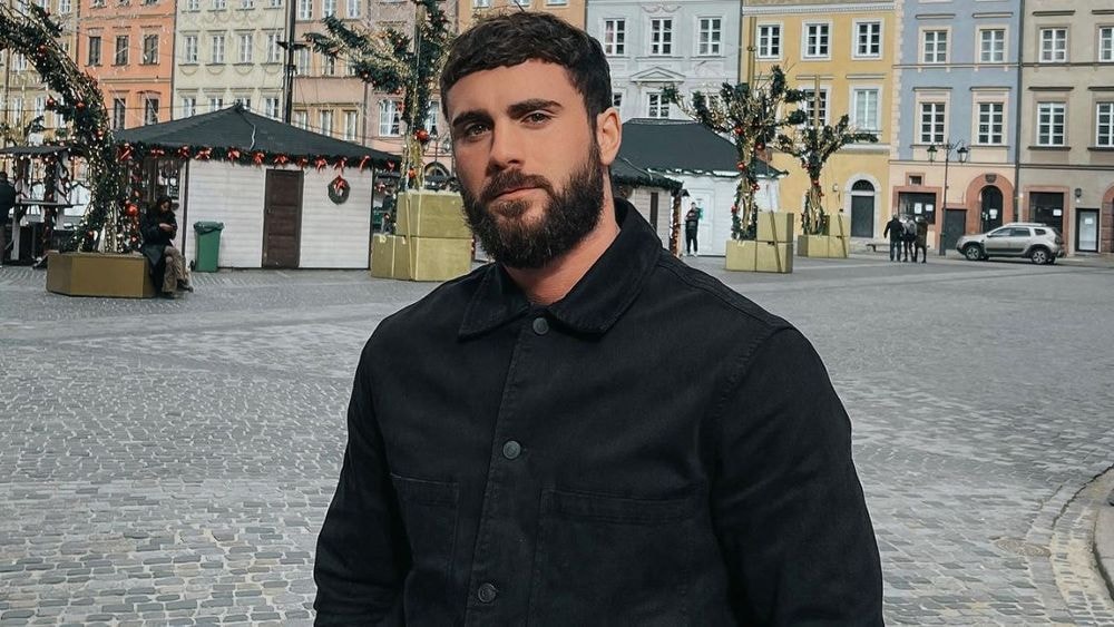 Illan Castronovo : trop discret ? Il répond aux nombreuses questions sur sa vie
