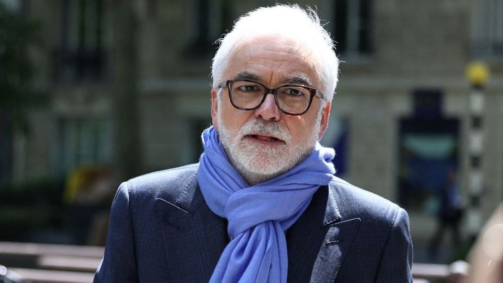 Taxé d’extrême-droite, Pascal Praud règle ses comptes avec Delphine Ernotte : "Elle a wokisé France Télévisions"