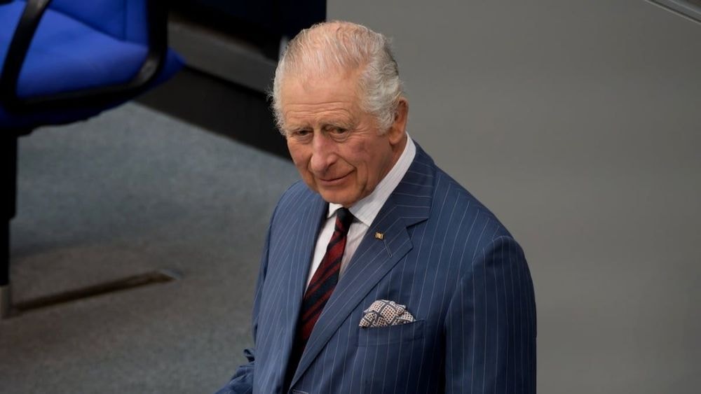 Stupeur pour Charles III : un OVNI survole l’une des propriétés de son clan