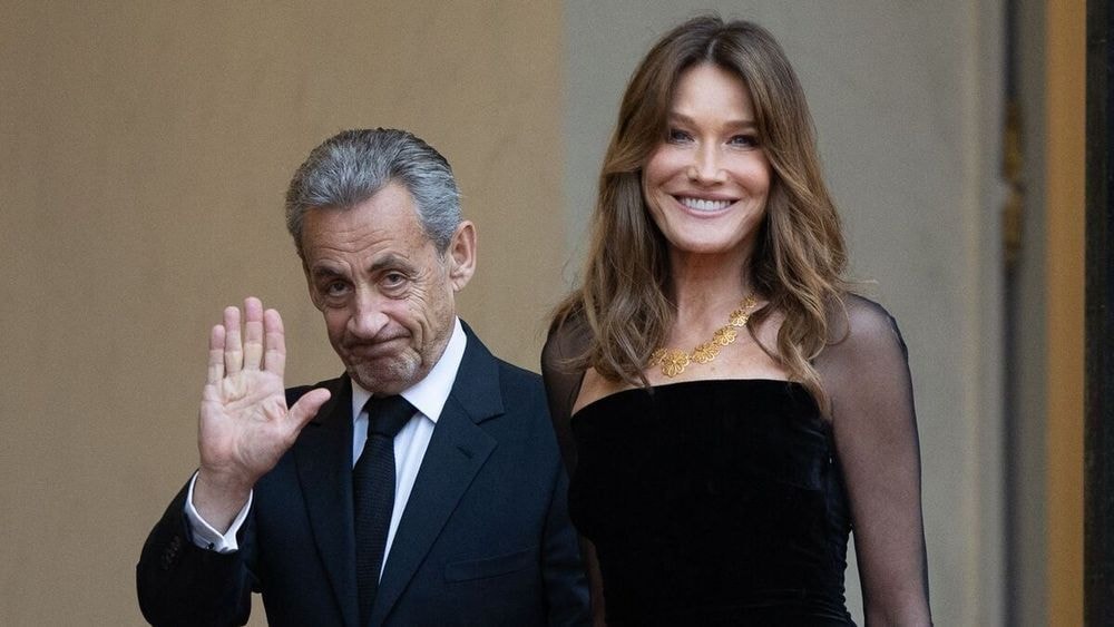 Carla Bruni brutalement honnête sur les fils de Nicolas Sarkozy : "Les trois enfants de mon mari sont…"