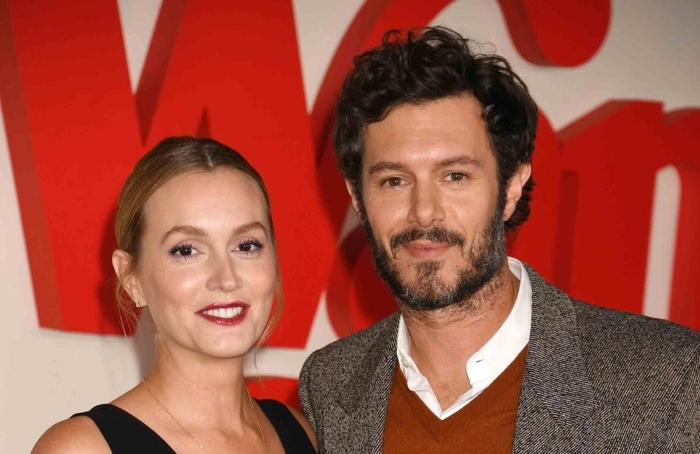 Adam Brody dévoile ce qu’il préfère dans le fait de travailler avec sa femme Leighton Meester