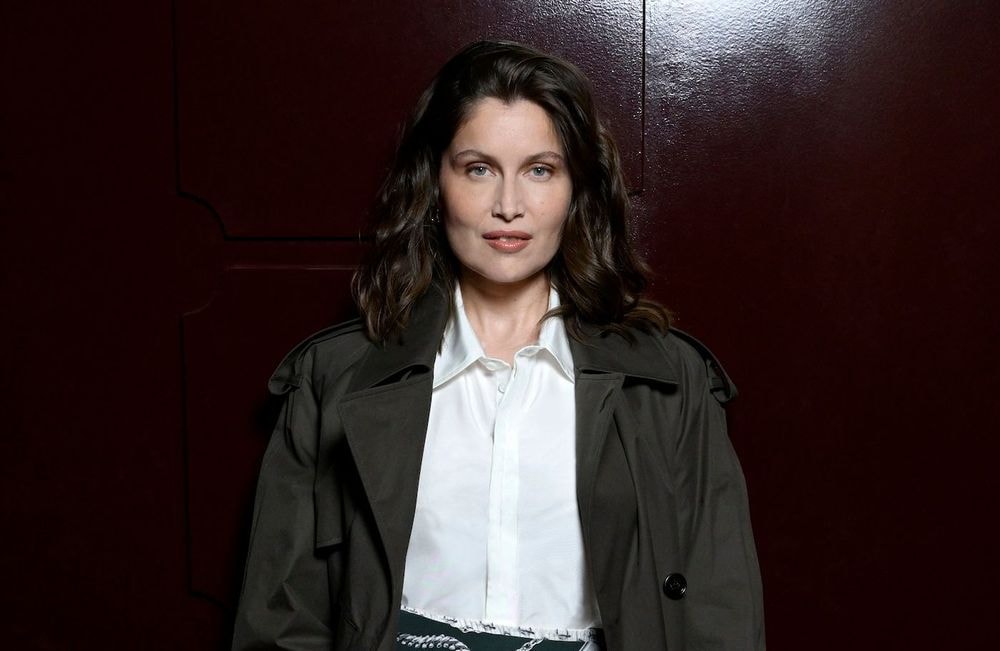 Ultra-court : Laetitia Casta sublime la tendance en short d'aérobic