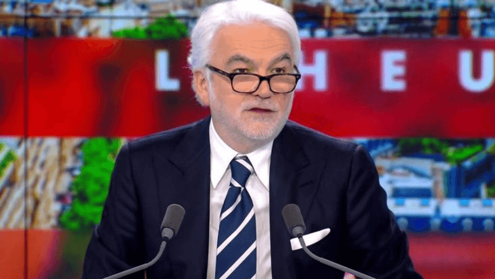 Pierre Palmade : en direct, Pascal Praud charge Muriel Robin et ses amis "toxiques"