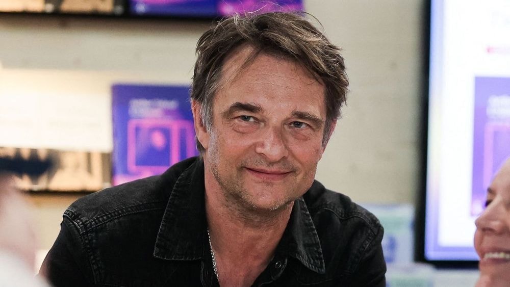 "On m’attend au tournant" : David Hallyday revient sur la pression d’être le fils du Taulier