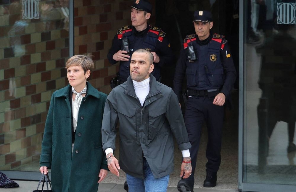 Espagne : la condamnation pour viol de l'ex-footballeur Dani Alves annulée en appel