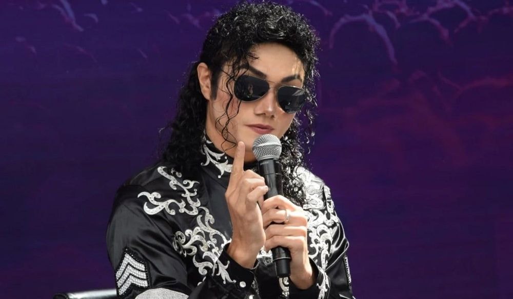 Michael Jackson : "Tout et n’importe quoi a été dit sur lui", le biopic du Roi de la pop divise