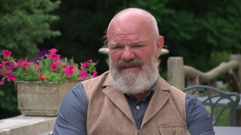Philippe Etchebest, très ému : le cuisinier se confie sur l’adoption de son fils