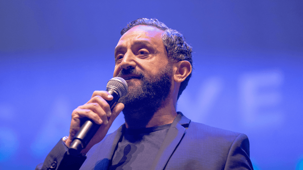 "C'est horrible, ça me dégoûte" : Cyril Hanouna voit rouge après le dérapage de son chroniqueur en pleine émission