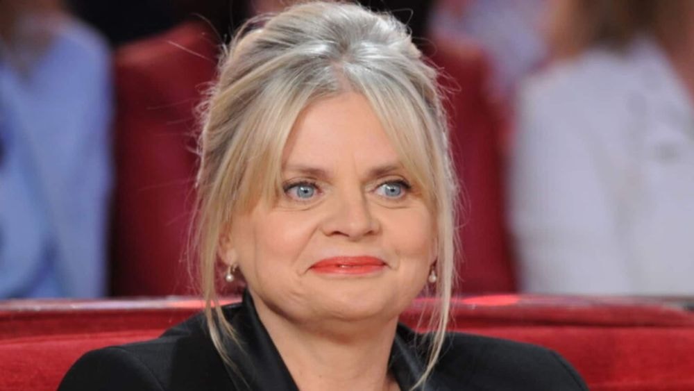 "La mort ou la tétraplégie" : Isabelle Nanty évoque ces deux signes du destin qu'elle a ignoré avant son accident !