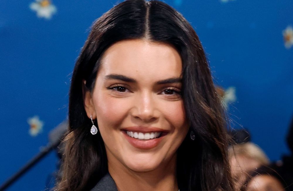 Kendall Jenner dévoile son astuce maquillage pour une bouche parfaite