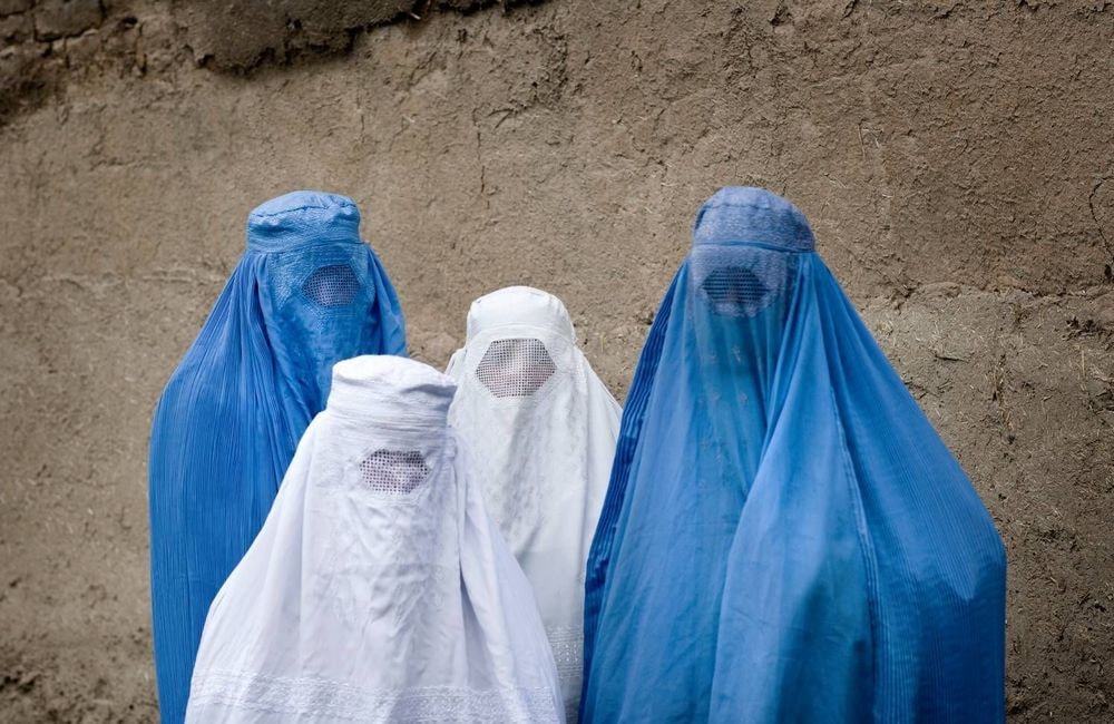 Afghanistan : qu'est-ce que ce nouveau code pénal qui légalise les violences conjugales ?