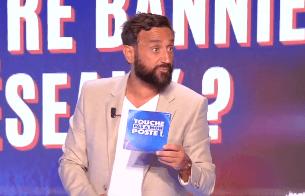 Un spectateur interrompt en plein direct TPMP, la sécurité intervient d’urgence !