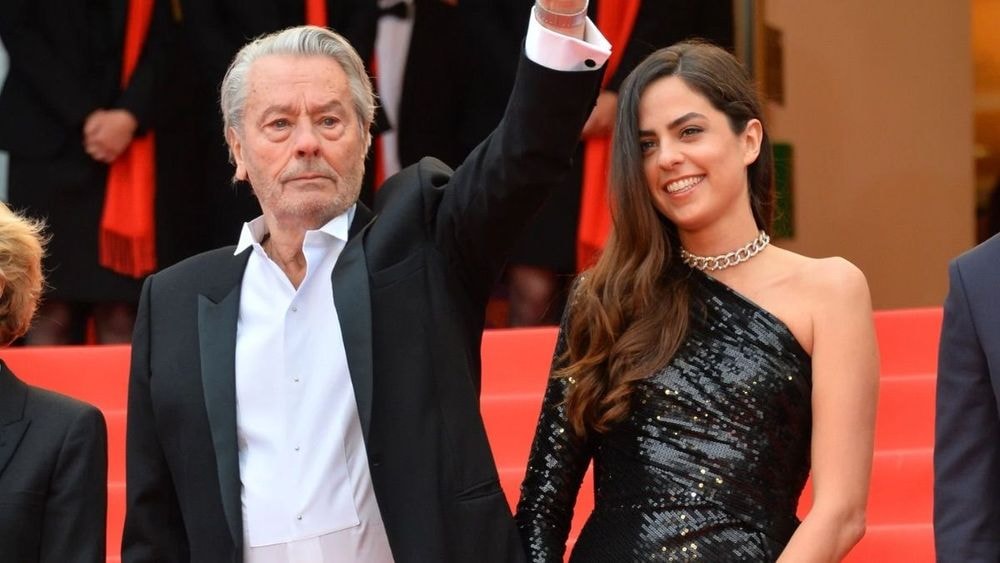 Mort d'Alain Delon : sa fille Anouchka sort enfin du silence