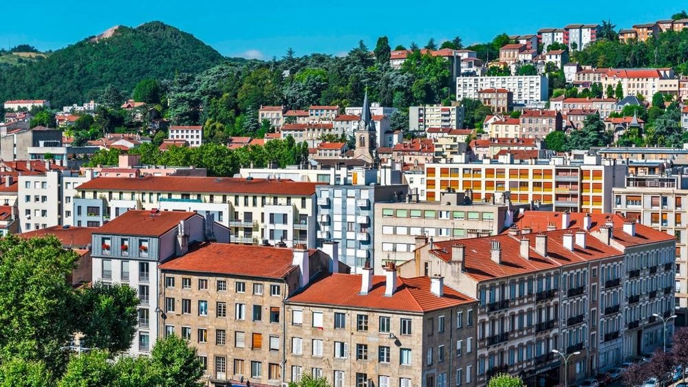 Immobilier à Saint-Étienne : à quel prix pouvez-vous acheter ou louer en février ?