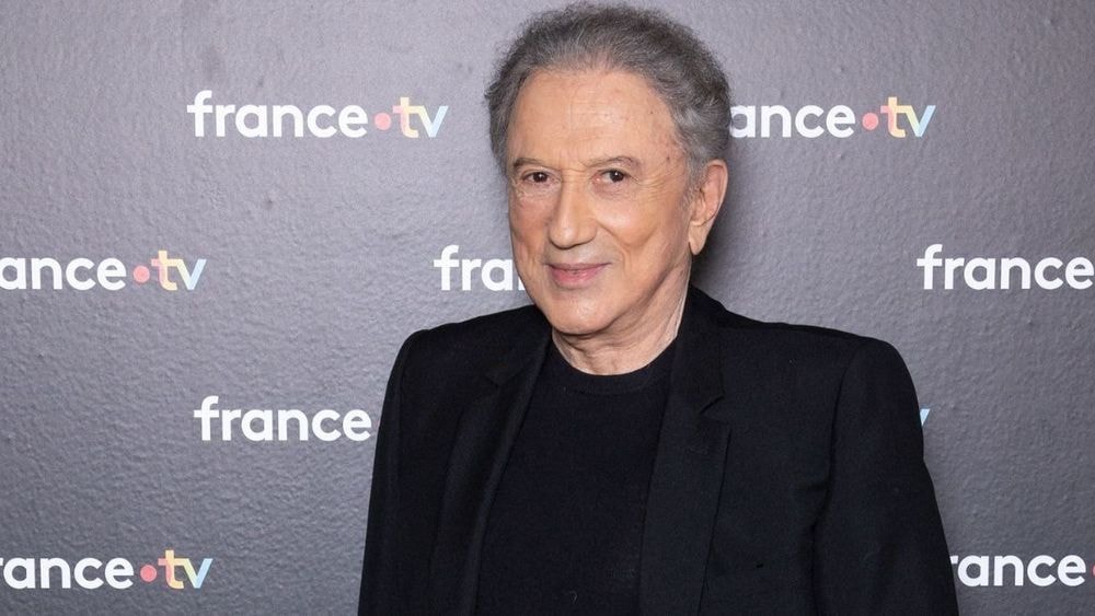 Michel Drucker fait des révélations sur le passé sombre de Johnny Hallyday : “C’était quelqu’un de malheureux”