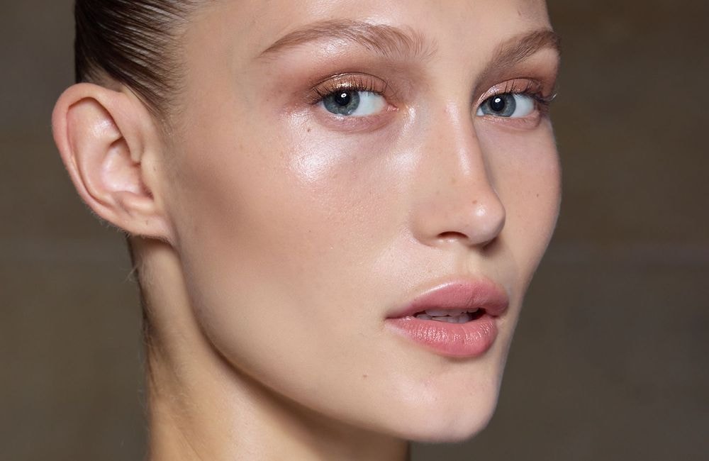 Ce gloss hydratant et repulpant est le plus populaire du moment