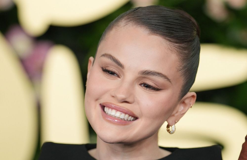 Selena Gomez dévoile son astuce express pour camoufler ses imperfections