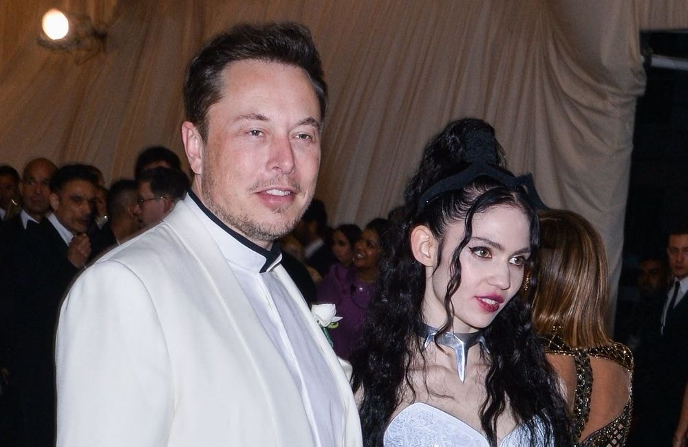 Grimes, l’ex d’Elon Musk, prise au dépourvu par les photos de son fils à la Maison Blanche