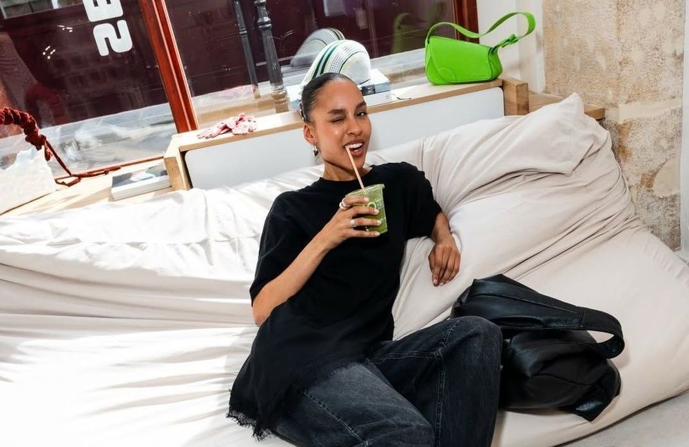 À Paris, cette boutique vintage devient le nouveau spot des influenceuses françaises cet été