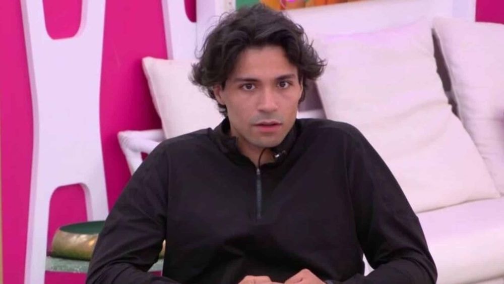 Secret Story : Mayer prend une incroyable décision juste avant la grande finale !