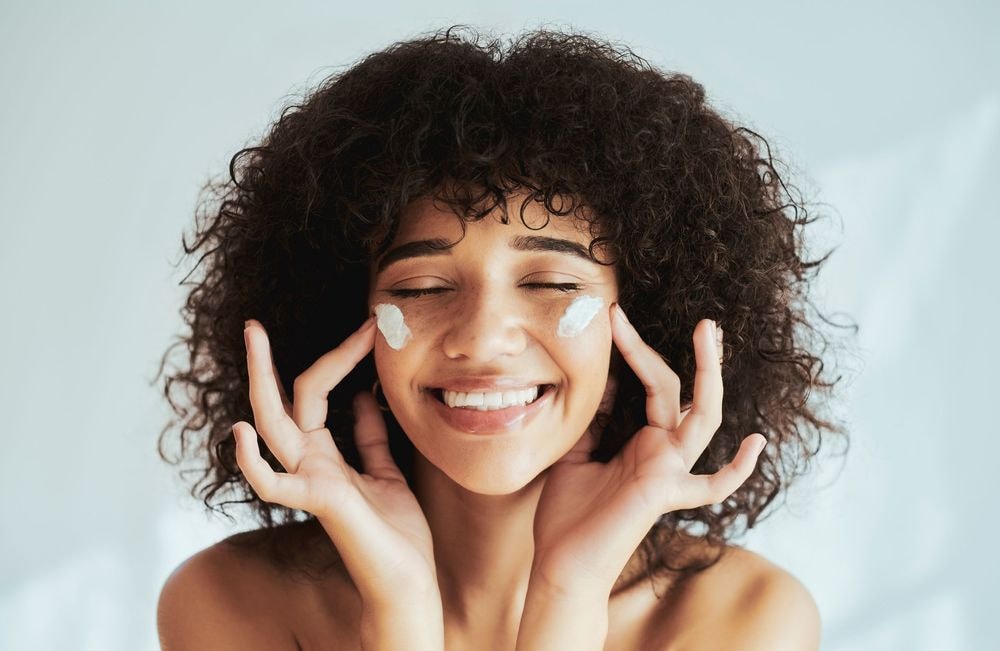 Peau assoiffée : 3 gestes pour la réhydrater rapidement