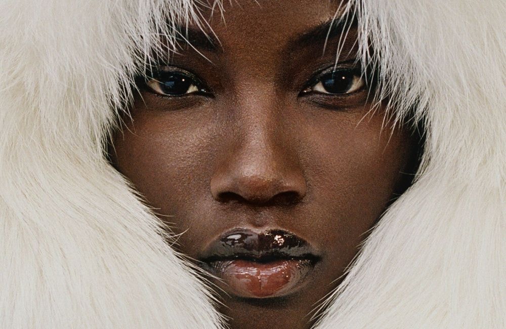 Le Ski Core : la tendance hivernale qui affole la sphère beauté