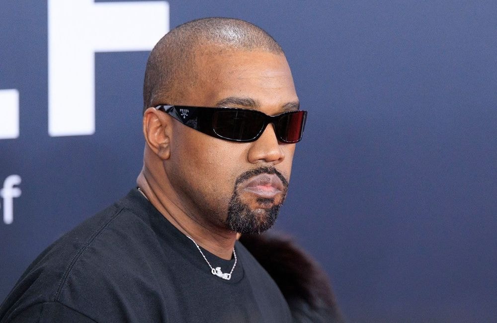 Kanye West : pourquoi une ancienne employée a porté plainte contre lui ?