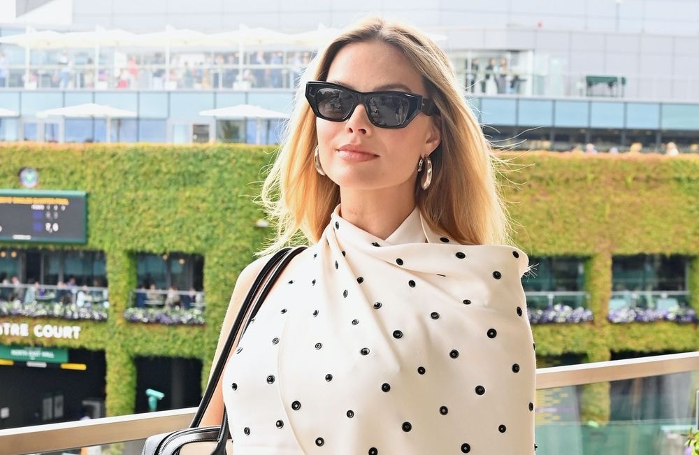Ce look basique de Margot Robbie est juste ce dont on a envie de porter cet été