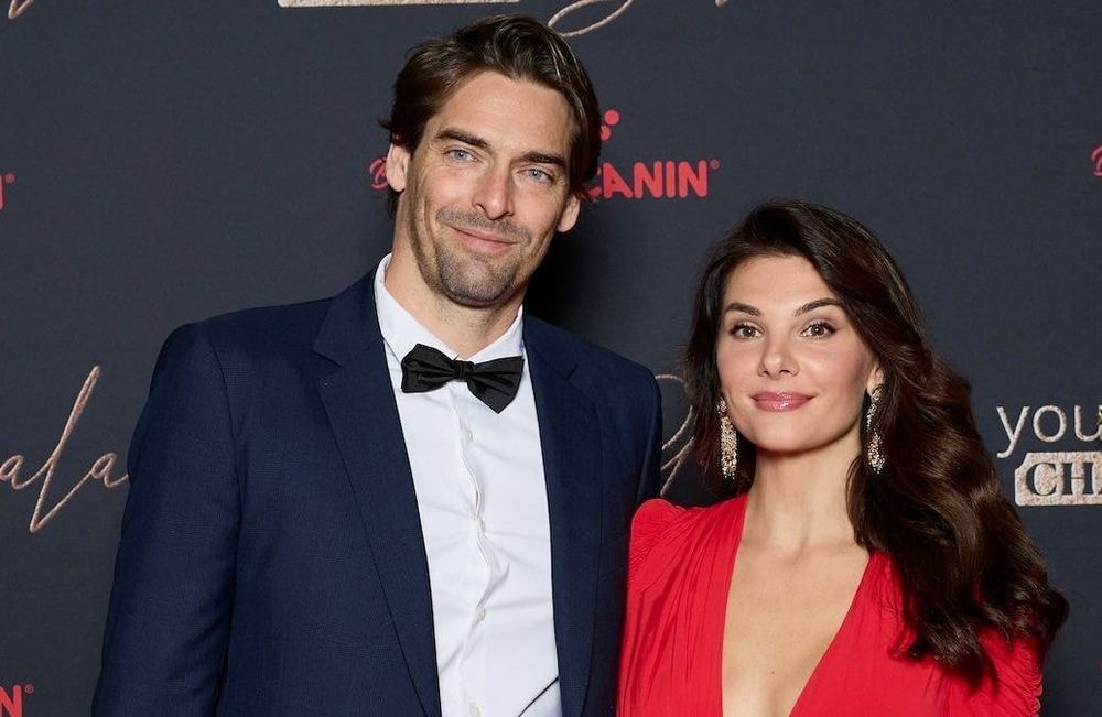 Camille Lacourt : sa compagne Alice Detollenaere et leur fils Marius victimes d’un accident de voiture
