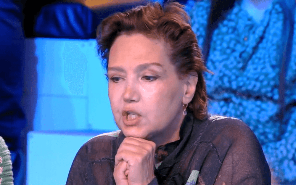 Une invitée semble mentir dans TPMP, les internautes s'en sont rendu compte !