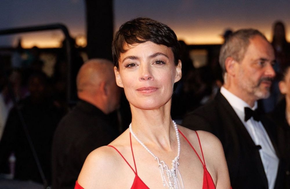 « Elle a eu le courage de libérer la parole » : Bérénice Bejo apporte son soutien à Judith Godrèche
