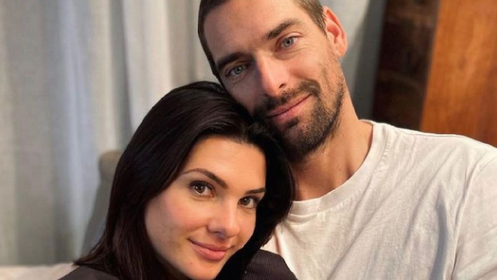Camille Lacourt et Alice Detollenaere, face au cancer : "Nous avons failli...