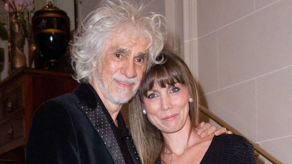 Louis Bertignac confronté aux incendies près de chez lui : la femme du chanteur partage des images impressionnantes depuis leur propriété, en pleine vague de chaleur