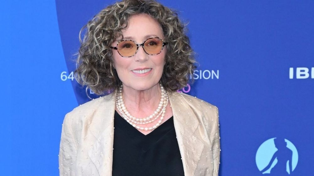 “Je demande à ce qu’on abrège mes souffrances”: Mireille Dumas cash sur sa fin de vie