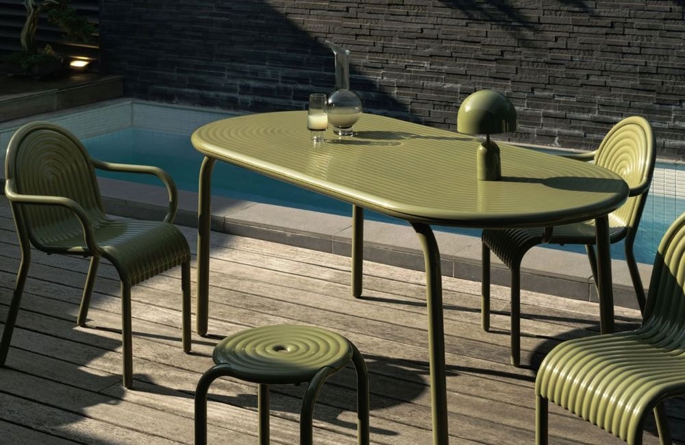 Quelles sont les couleurs tendances pour une terrasse en 2025