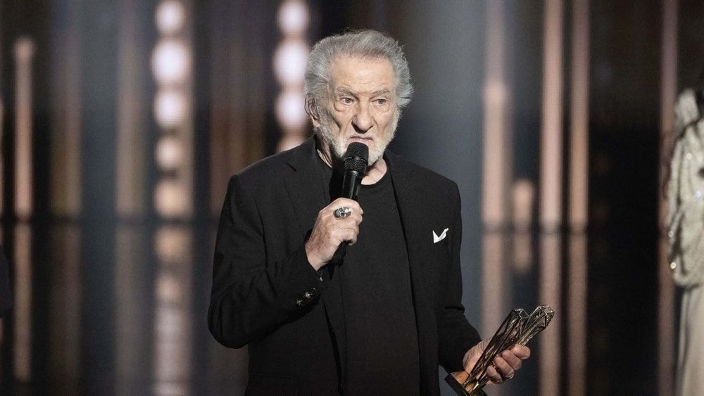 "Pour l'instant, j'espère surtout..." : Eddy Mitchell (83 ans) franc sur sa santé et son rapport à la mort